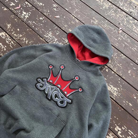 (M) Vintage 90s Y2K JNCO Jeans Tribal Crown Embroidered Hoodie - Picture 2 of 6
